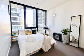 Entire 1 BR Southbank Apartment - Gym Pool Sauna 1 step to Crown Casino